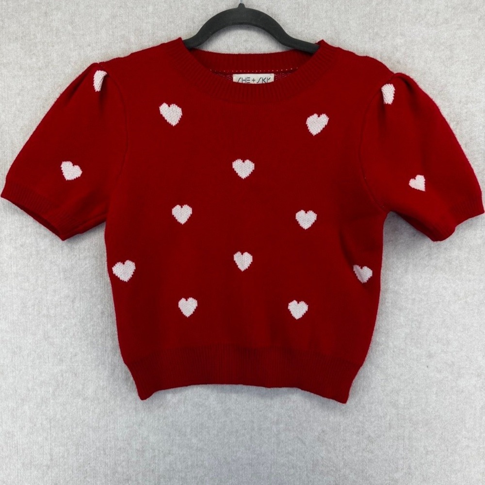 SHE + SKY Red Heart Short Sleeve Puff Shoulder Knit Sweater Small